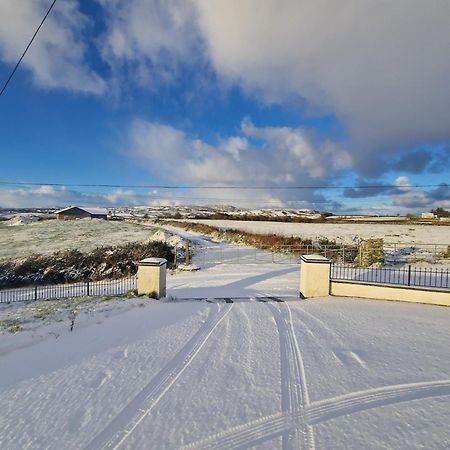 モビル Hillhead'S Sea View Escapeヴィラ エクステリア 写真